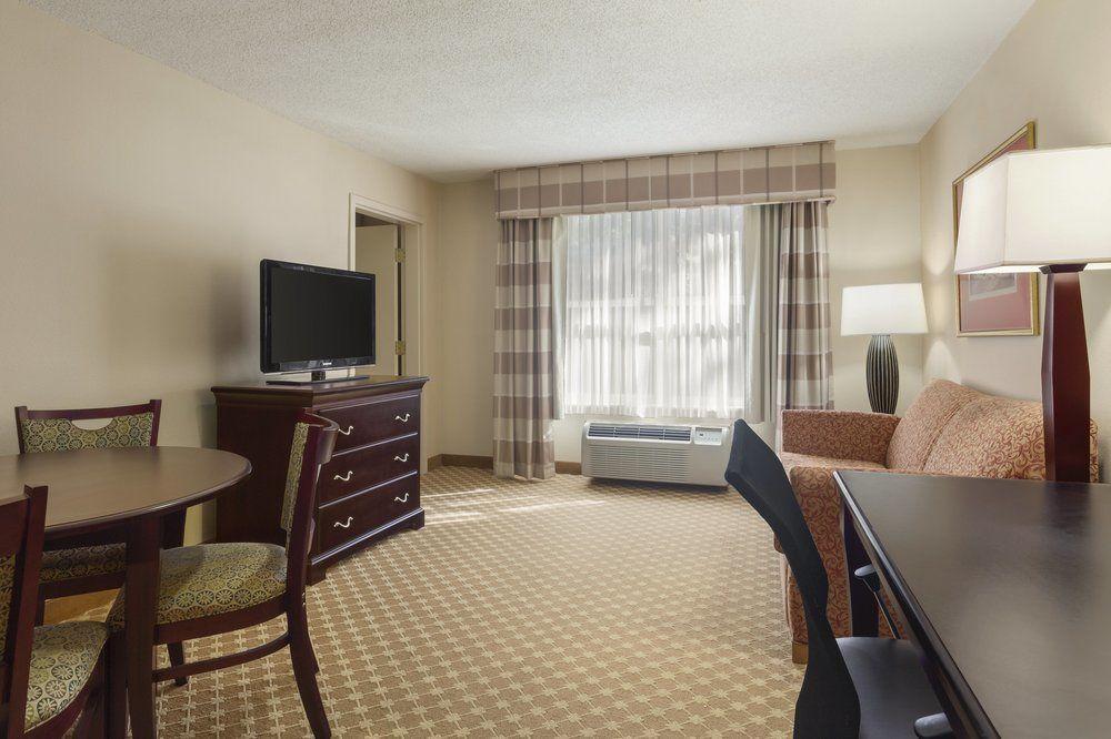 Country Inn & Suites By Radisson, Tuscaloosa, Al ภายนอก รูปภาพ