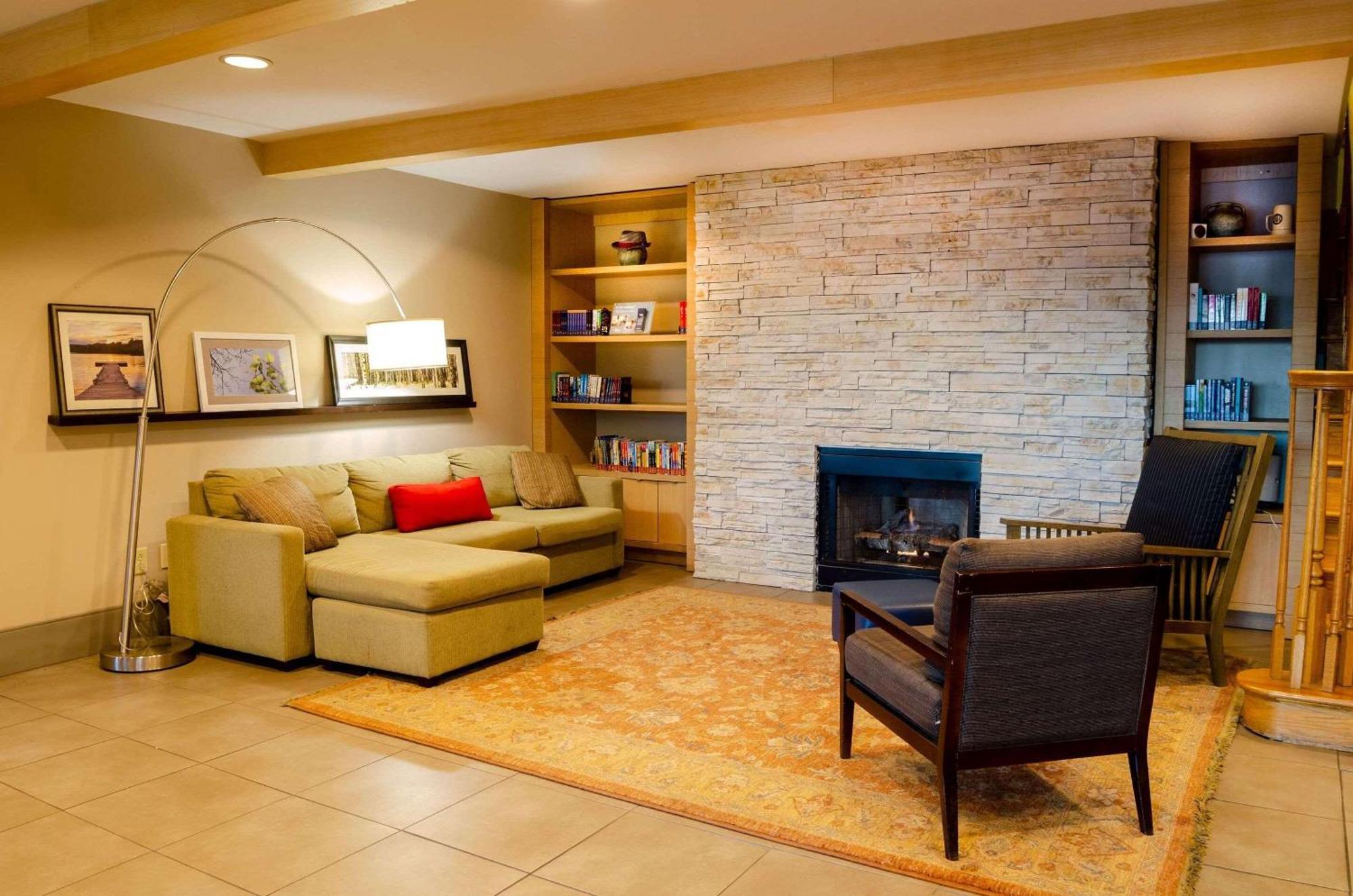 Country Inn & Suites By Radisson, Tuscaloosa, Al ภายนอก รูปภาพ