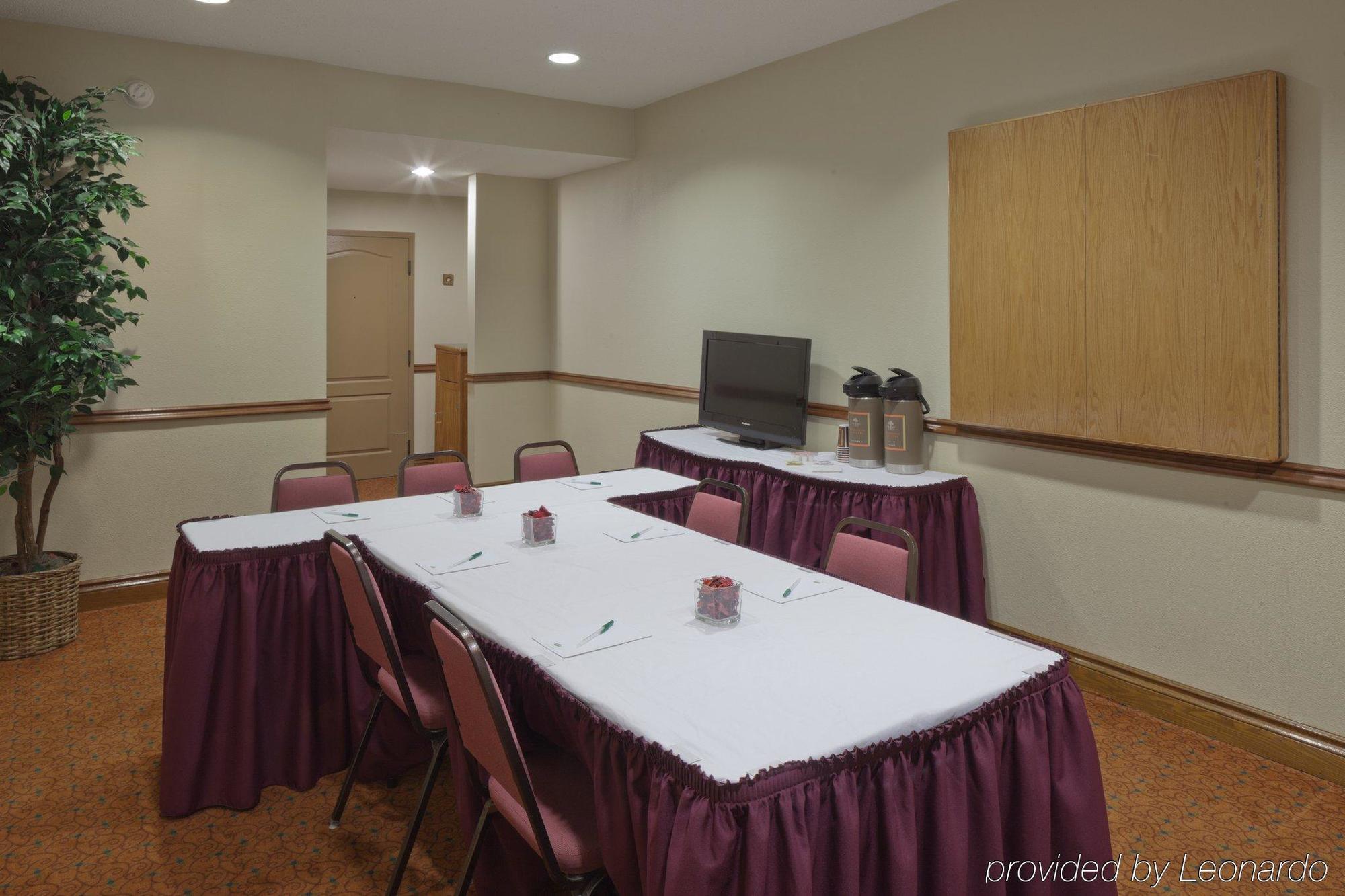 Country Inn & Suites By Radisson, Tuscaloosa, Al ภายนอก รูปภาพ