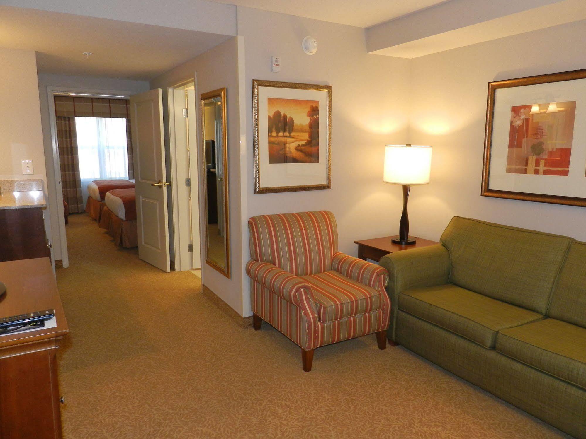 Country Inn & Suites By Radisson, Tuscaloosa, Al ภายนอก รูปภาพ